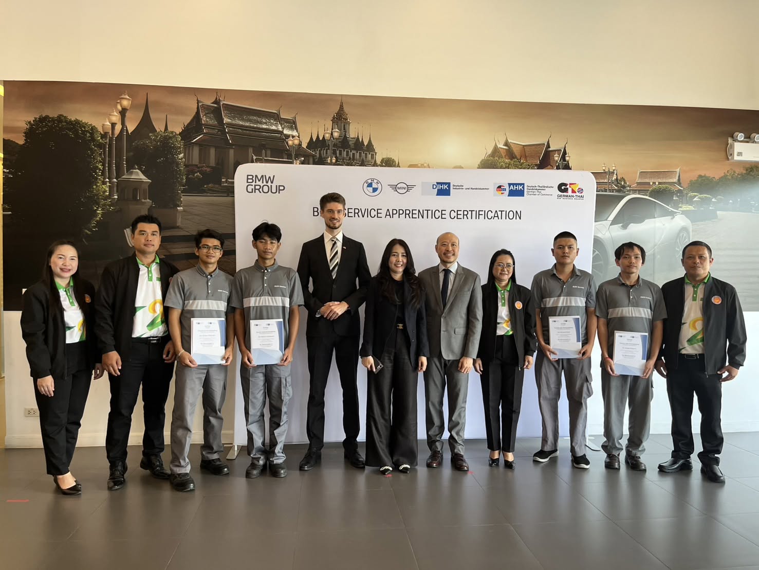 พิธีมอบวุฒิบัตรนักศึกษาฝึกอาชีพทวิภาคี โครงการ BMW Service Apprentice